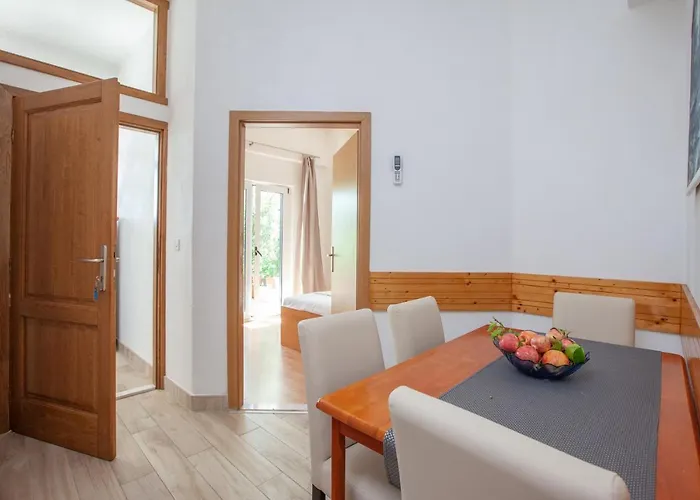 Apartamento By The Sea Igrane, Makarska - 310 *